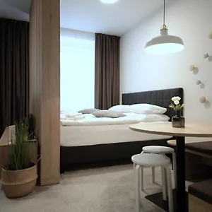 https://honest-apartments.praguehotelsweb.com