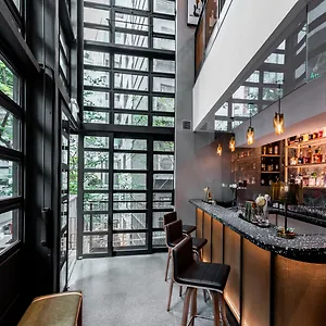 5* Отель Ovolo